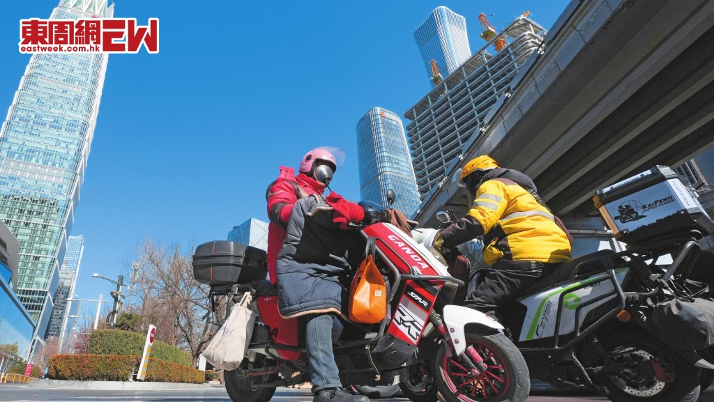 內地外賣平台最近再起風雲， 京東高調宣布進軍外賣行業， 並推百億元人民幣促銷吸客。