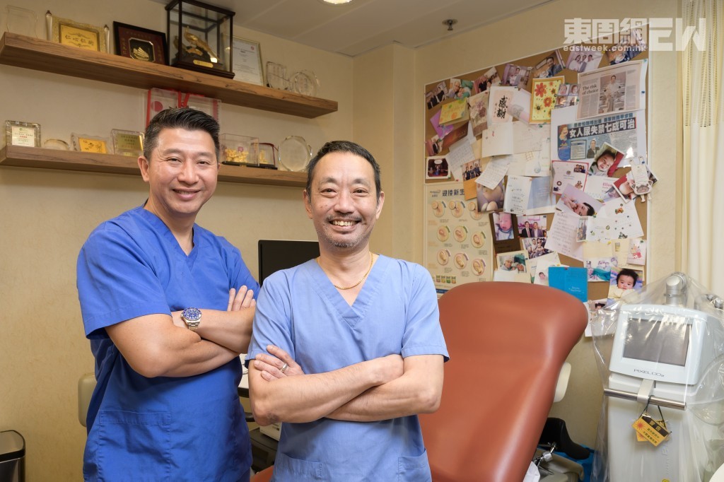 廖宇新醫生（右）說女士有尿滲問題生活上可能會尷尬，可以進行手術重新拉緊盆腔肌肉。