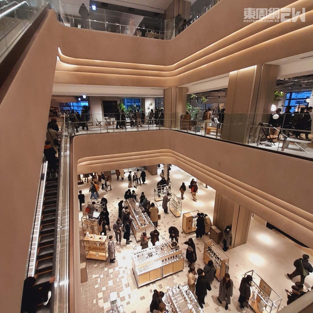 在森JP Tower地庫至四樓,是Tower Plaza所在地。 在森JP Tower地庫至四樓,是Tower Plaza所在地。