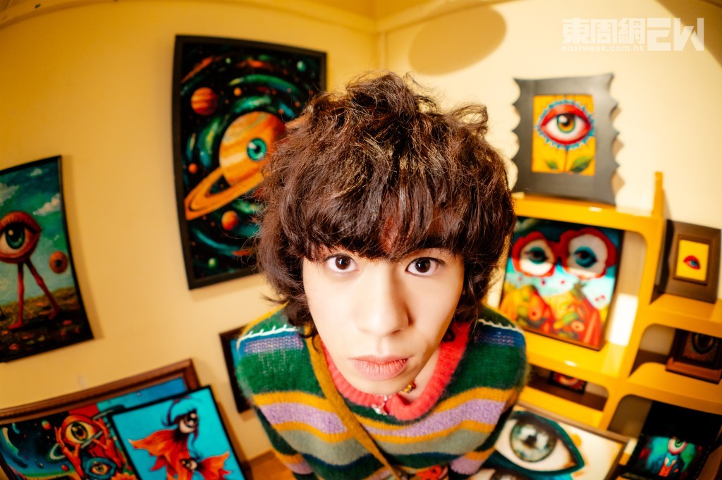 Mike拍MV時,發生了蝦碌事,更慘遭現場同事無情恥笑。 Mike拍MV時,發生了蝦碌事,更慘遭現場同事無情恥笑。