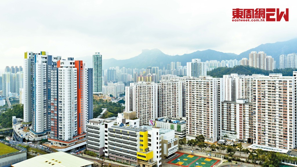 今屆政府成功收回逾九千個被濫用或違反租約的公屋單位，絕不容忍濫用公營房屋行為。