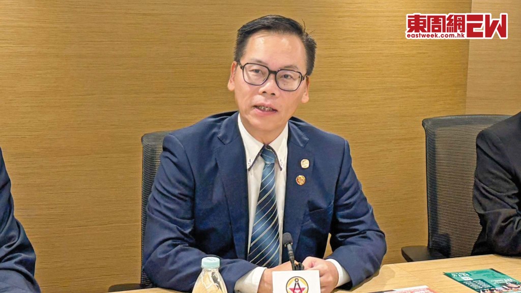 卜國明指，應提高成為法團成員的門檻，防止圍標集團滲入。