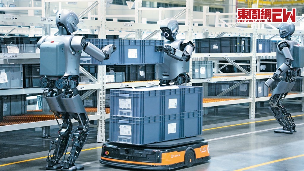 優必選工業機械人集群早前已進入極氪5G智慧工廠進行實地訓練。