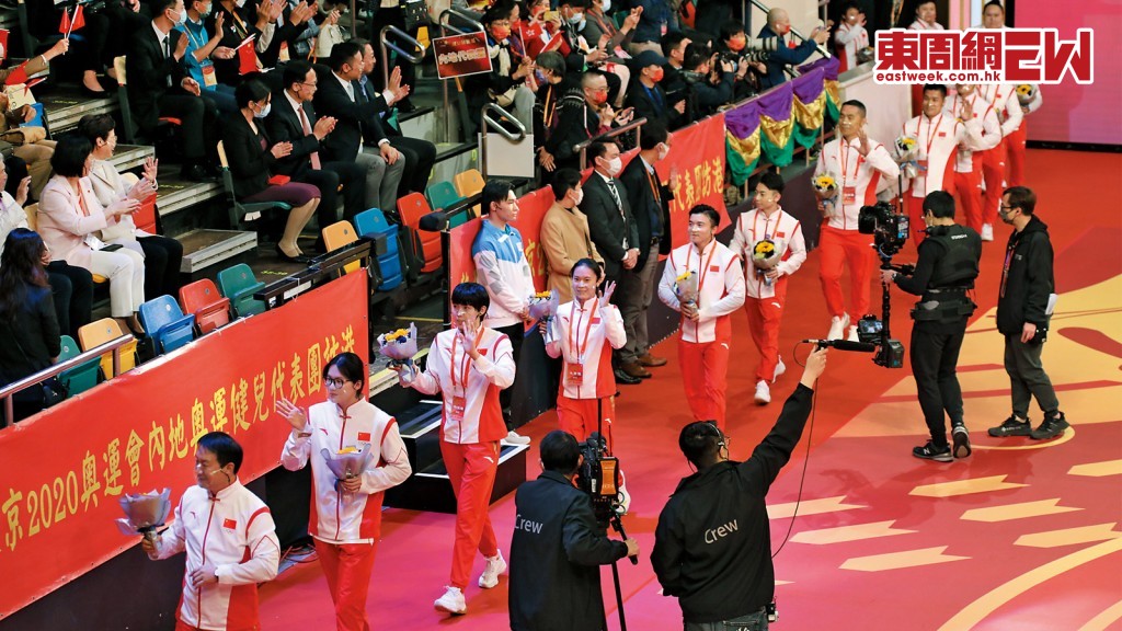 上屆東京奧運後，部分中國奪牌健兒訪港及出席活動與市民見面。