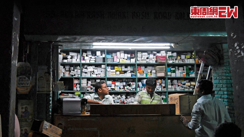 印度雖有世界藥房之稱，但在當地出售的藥物監管出現漏洞，令有問題的藥品容易流入市場。